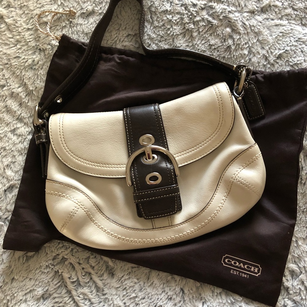 Authentic leather coach bag! Excellent condition!